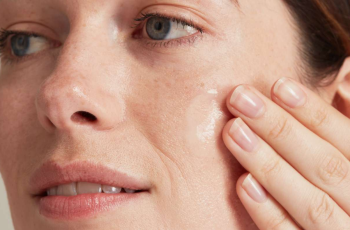 What Is Hyaluronic Acid in Skin Care? What Is Hyaluronic Acid in Skin Care?