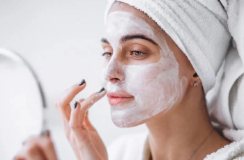The Best Nighttime Skincare Routine, According to Dermatologists