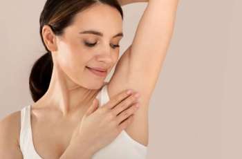 4 Tips For Your Smoothest Underarms Ever, Straight From Dermatologists 4 Tips For Your Smoothest Underarms Ever, Straight From Dermatologists
