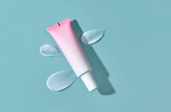 Skin Care Ingredients Dictionary: From AHAs to Zinc Oxide Skin Care Ingredients Dictionary: From AHAs to Zinc Oxide