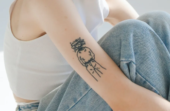 Tattoo Healing Tips: How to Protect Your Skin and Ink Tattoo Healing Tips: How to Protect Your Skin and Ink