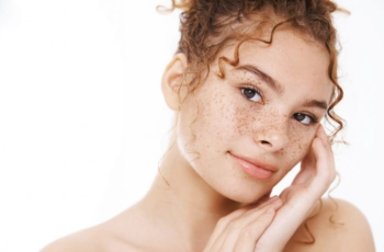 Sunbeds and Retinol: What You Need to Know