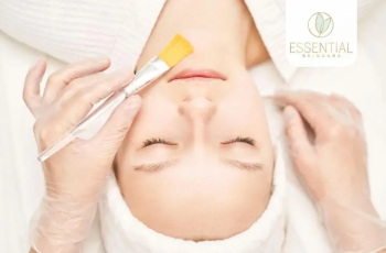 Exploring the Role of Chemical Acids in Natural Skincare Solutions