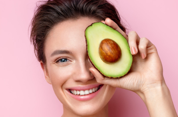 Avocado Oil in Skin Care: Benefits, Uses, and Risks Avocado Oil in Skin Care: Benefits, Uses, and Risks