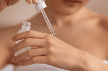 Salicylic Acid 101: How Long Should You Leave It On for Best Results?