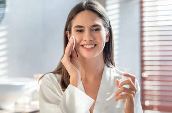 Balanced Skincare Routine for Combination Skin: Oily and Dry Zones