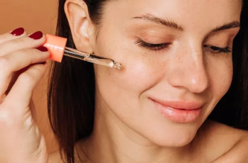 Why Hyaluronic Acid Is Essential for Glowing Skin