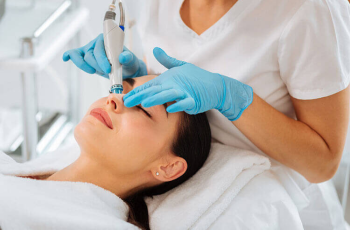 Personalised Skin Care Routines: The Dermatologist-Approved Approach Personalised Skin Care Routines: The Dermatologist-Approved Approach