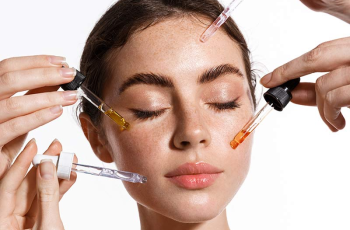 Can Niacinamide and Hyaluronic Acid Be Used Together for Glowing Skin?