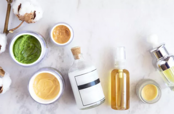 A Complete Guide to Layering Kojic Acid with Azelaic Acid