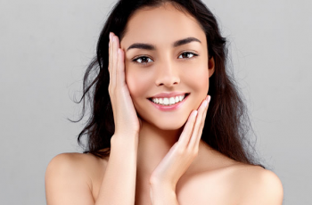 Winter Skincare Guide: Protect and Hydrate Your Skin Daily Winter Skincare Guide: Protect and Hydrate Your Skin Daily