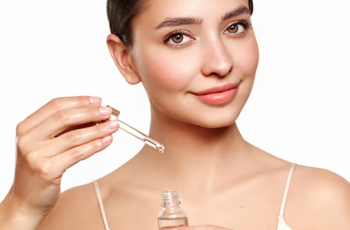 Safe Skincare: Using Glycolic Acid with Mandelic Acid Correctly Safe Skincare: Using Glycolic Acid with Mandelic Acid Correctly